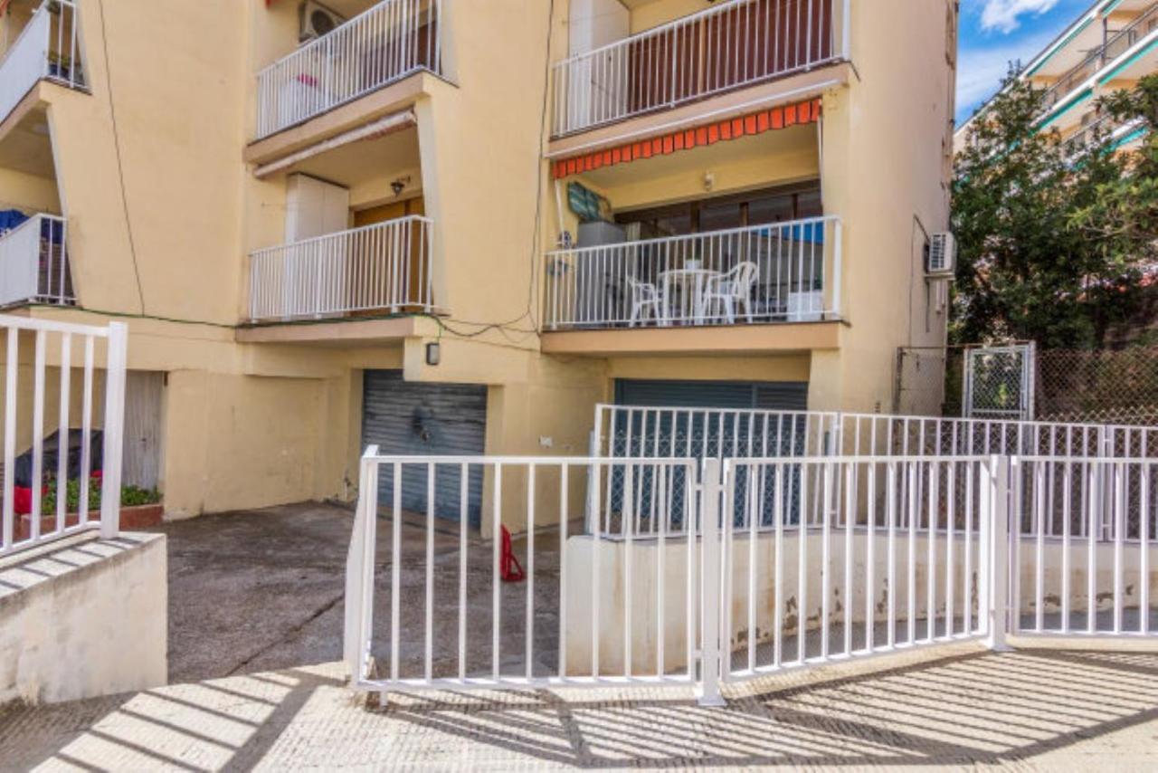 קמברילס Apartamentos Bellamar מראה חיצוני תמונה